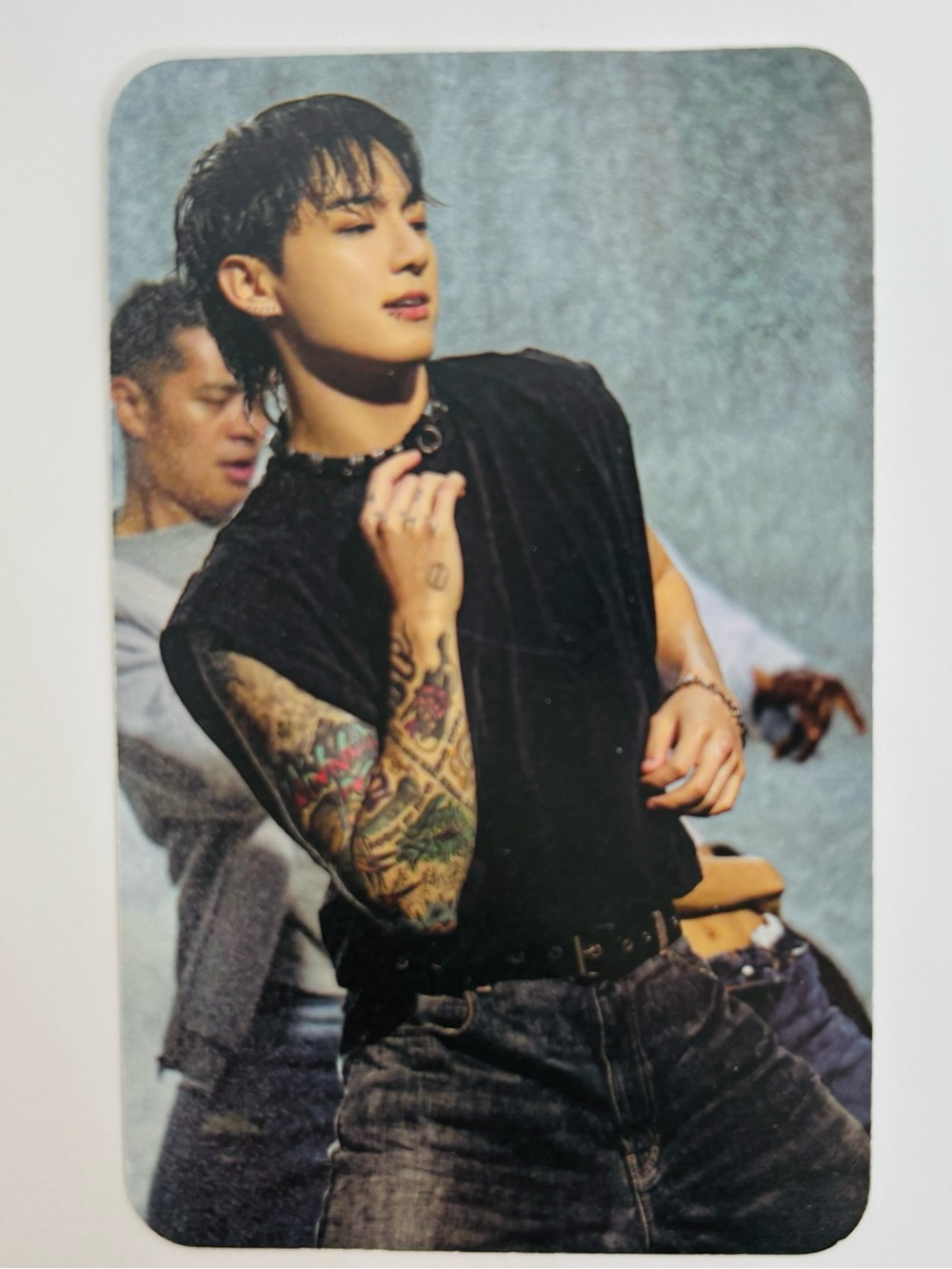 (4pcs) BTS JUNGKOOK KEYCHAIN BRACELET PHOTO CARD BUNDLE - Picture 7 of 8